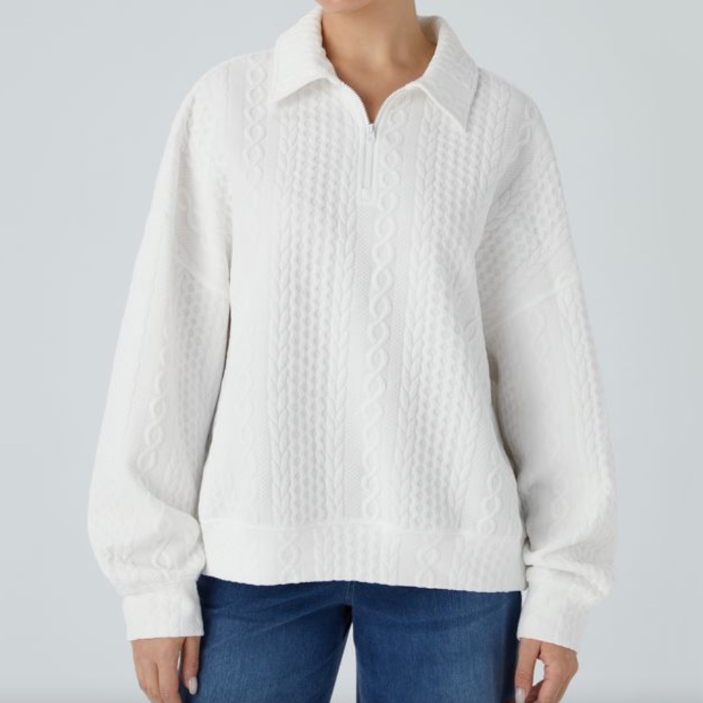 NWT SIZE M HALARA Half Zip Long Sleeve Casual Knit Sweatshirt